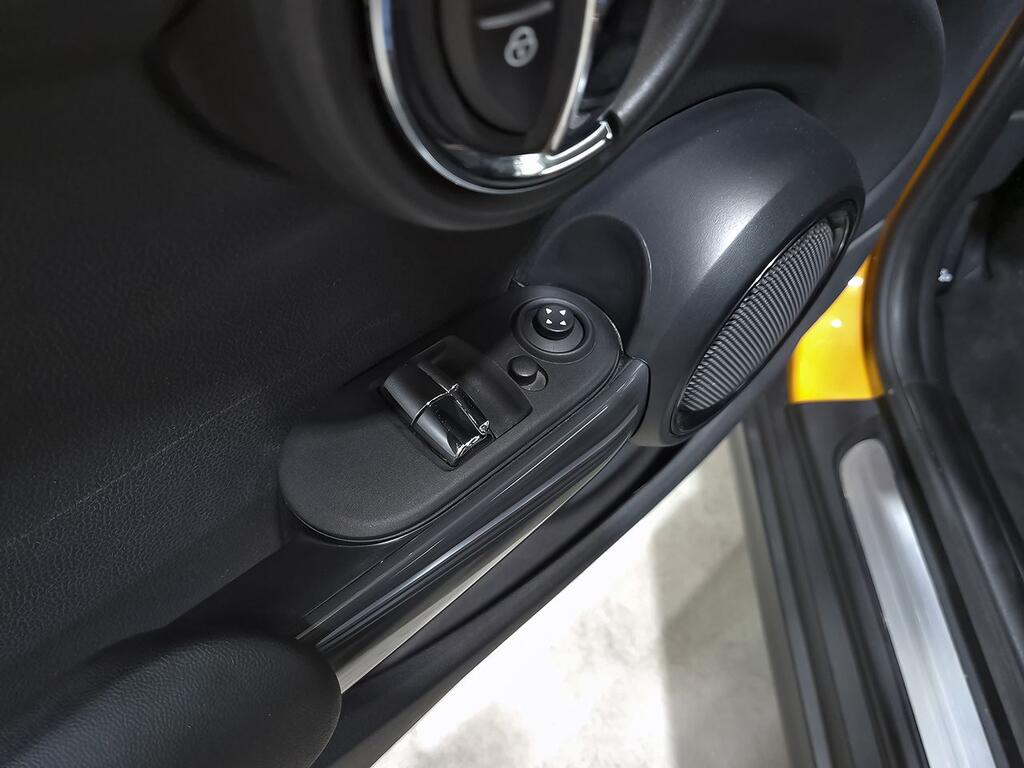 MINI Cooper COOPER 11