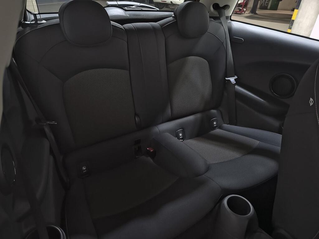 MINI Cooper COOPER 8