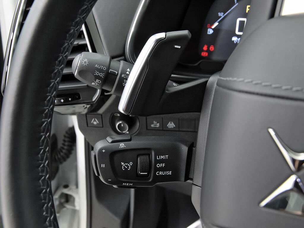 DS DS 7 PureTech 132kW (180CV) Auto. Rivoli 16