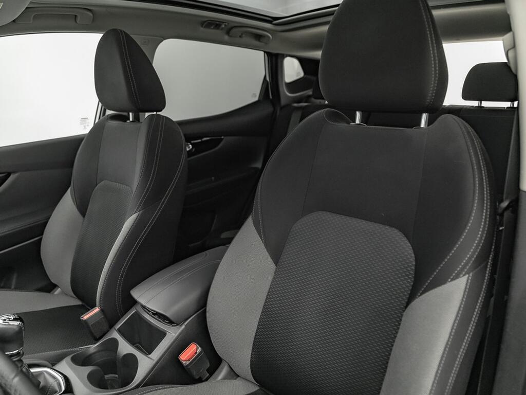 Nissan Qashqai DIG-T 103 kW (140 CV) E6D N-CONNECTA 19