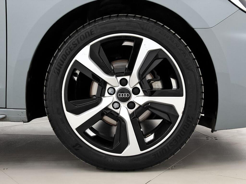 Audi A1 Sportback Adrenalin 30 TFSI 81kW S tron 11