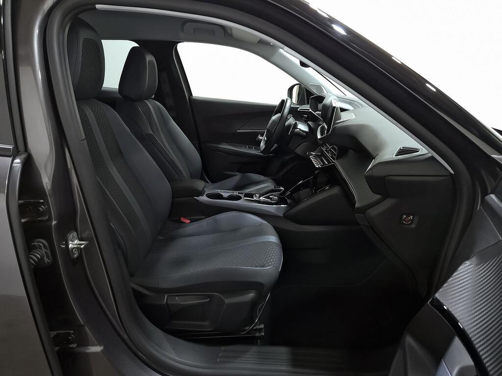 Peugeot 2008 Allure Puretech 130 S&S EAT8 7