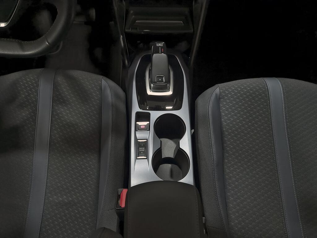 Peugeot 2008 Allure Puretech 130 S&S EAT8 30
