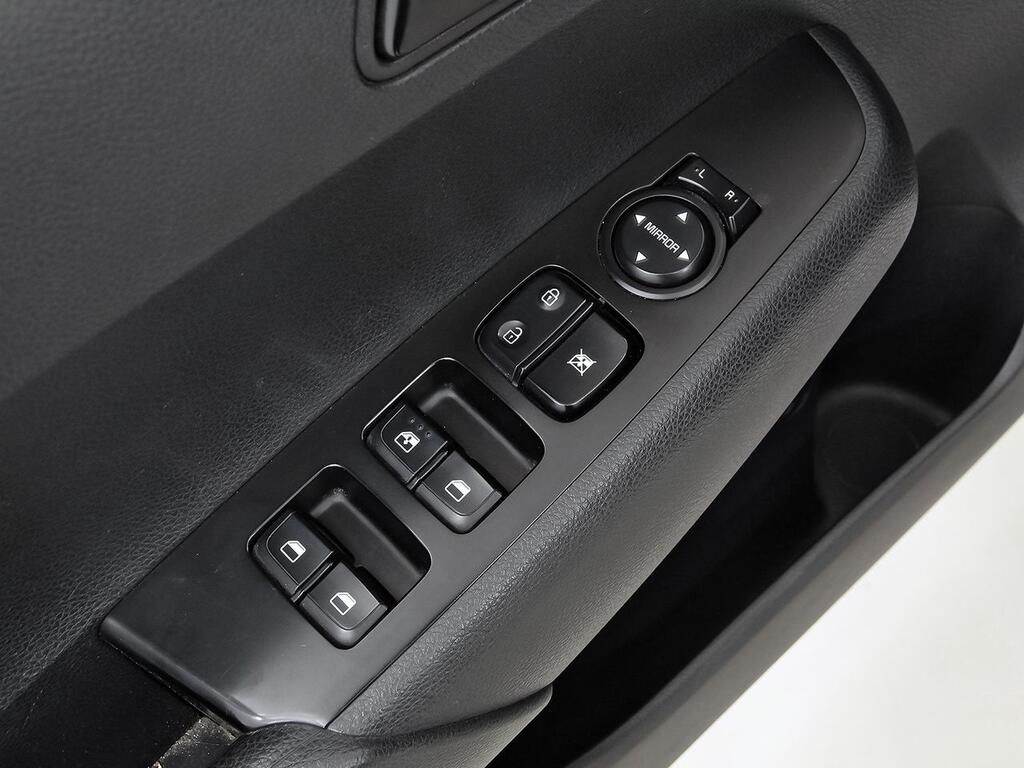 Kia Picanto 1.0 DPi 49kW (67CV) Concept 13