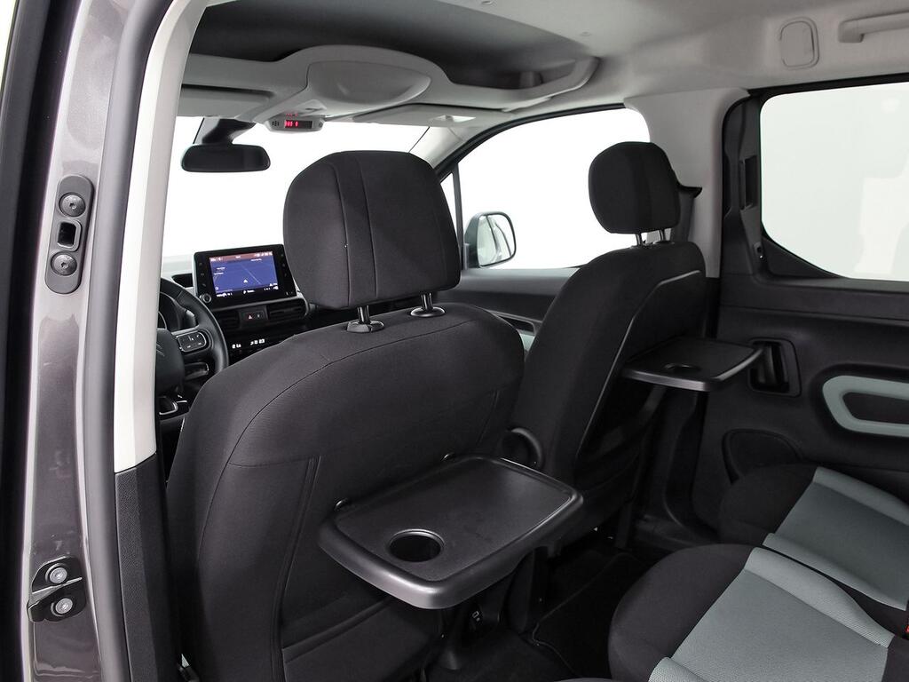 Citroën Berlingo Talla M BlueHDi 130 S&S 6v SHINE 31