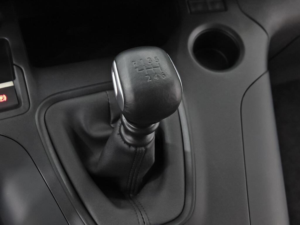 Citroën Berlingo Talla M BlueHDi 130 S&S 6v SHINE 29