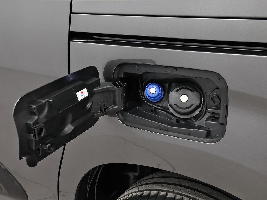 Citroën Berlingo Talla M BlueHDi 130 S&S 6v SHINE 34