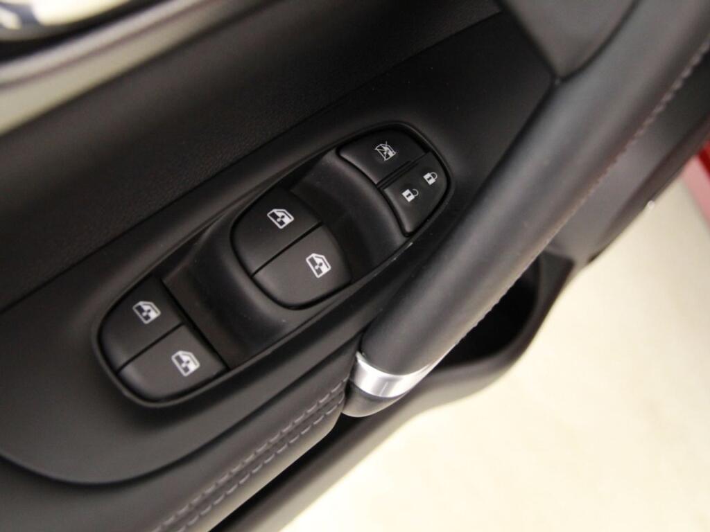 Nissan Qashqai dCi 150CV (110kW) TEKNA+ 12