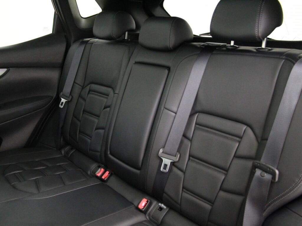 Nissan Qashqai dCi 150CV (110kW) TEKNA+ 11
