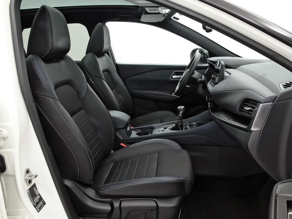 Nissan Qashqai DIG-T 103kW (140CV) mHEV 4x2 Tekna 7
