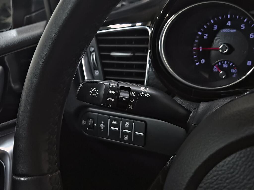 Kia XCeed 1.0 T-GDi Tech 88kW (120CV) 14