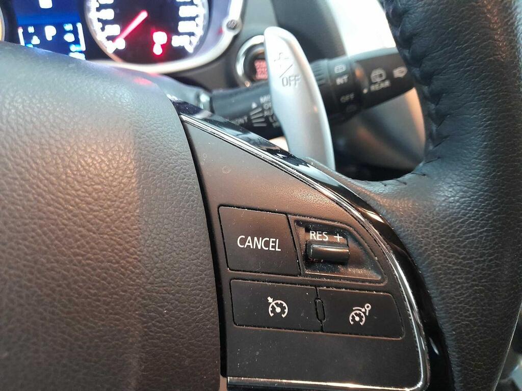 Mitsubishi Eclipse Cross 150T Motion Black Edition CVT 21