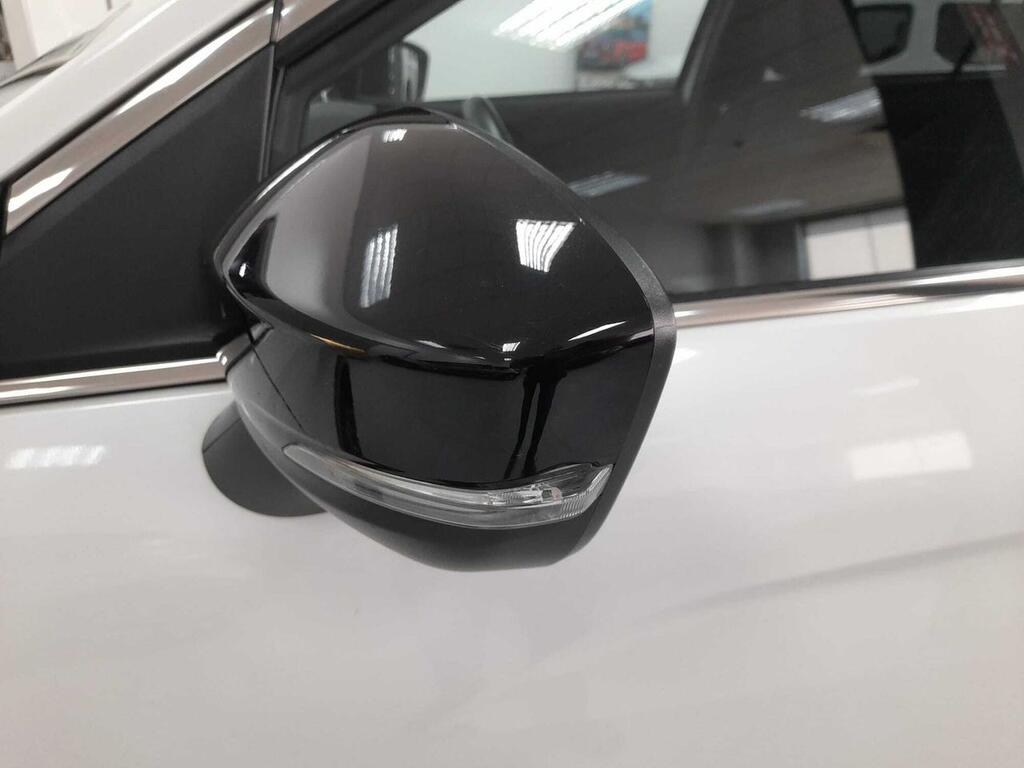 Mitsubishi Eclipse Cross 150T Motion Black Edition CVT 28