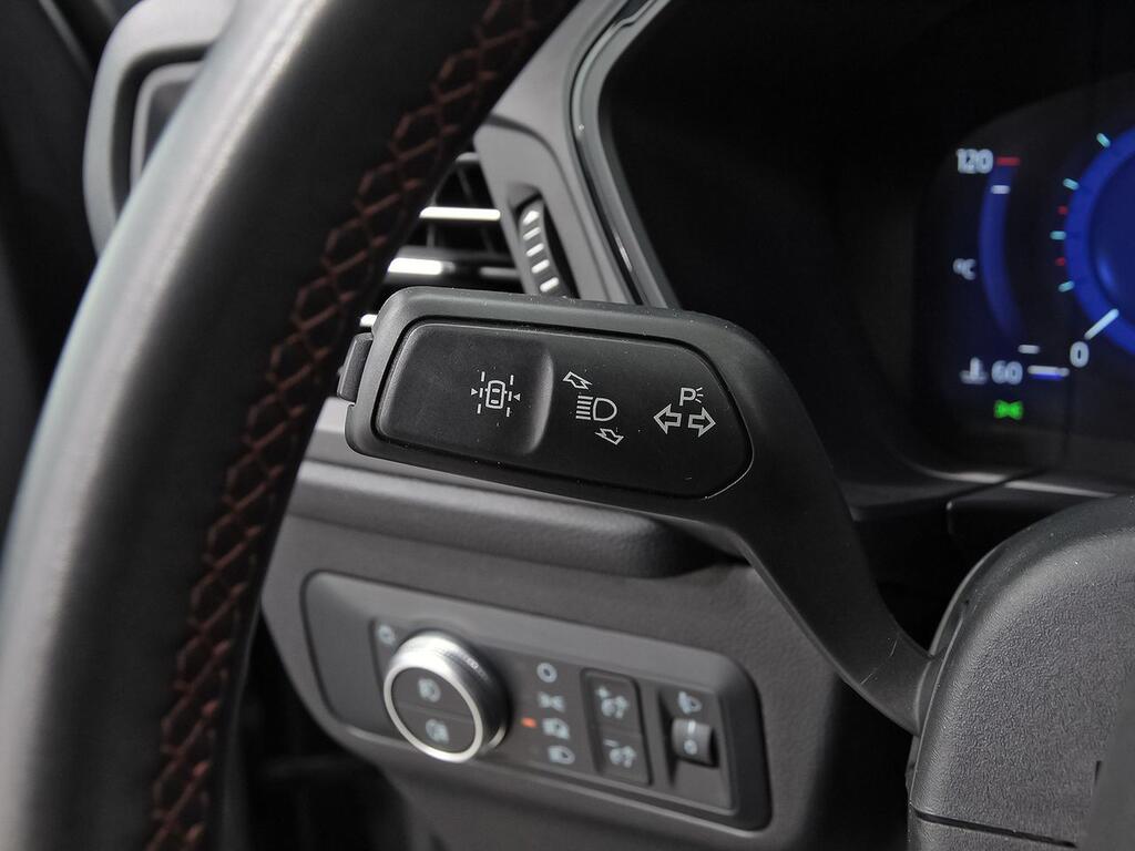 Ford Kuga ST-Line 1.5 EcoBlue 88kW (120CV) Auto 16