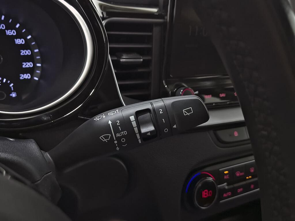 Kia XCeed 1.5 MHEV iMT Tech 118kW (160CV) 15