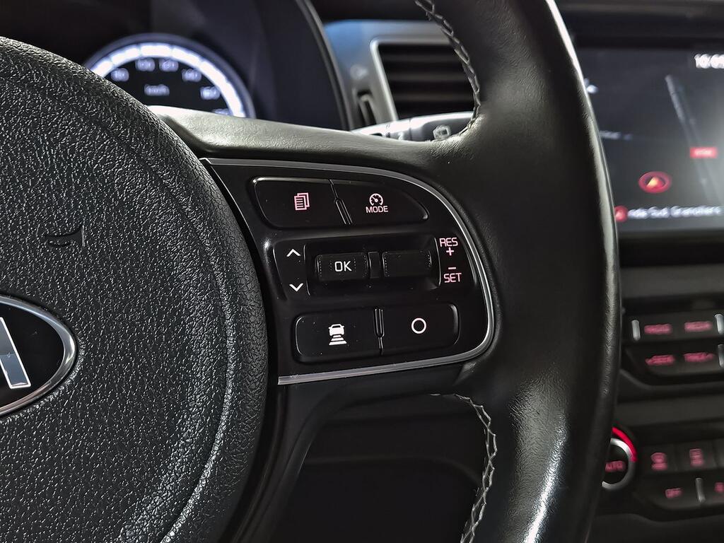 Kia Niro 1.6 GDi Híbrido 104kW (141CV) Emotion 18
