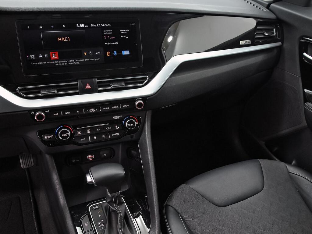 Kia Niro 1.6 GDi HEV 104kW (141CV) Drive 12