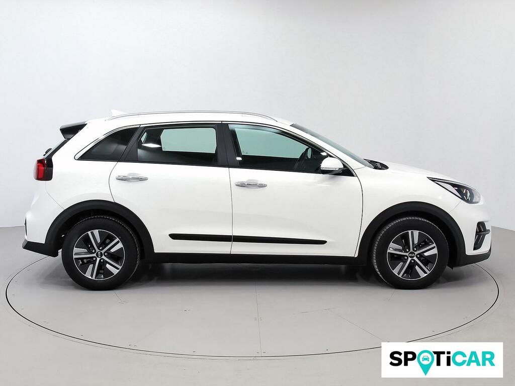 Kia Niro 1.6 GDi HEV 104kW (141CV) Drive 3