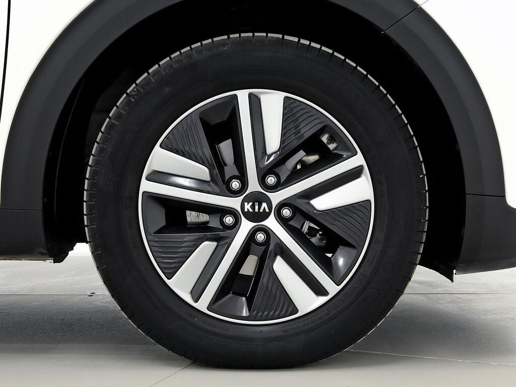Kia Niro 1.6 GDi HEV 104kW (141CV) Drive 11