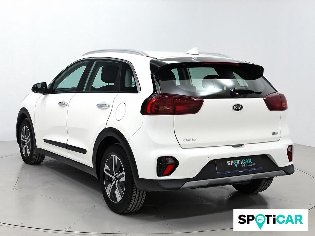 Kia Niro 1.6 GDi HEV 104kW (141CV) Drive 2