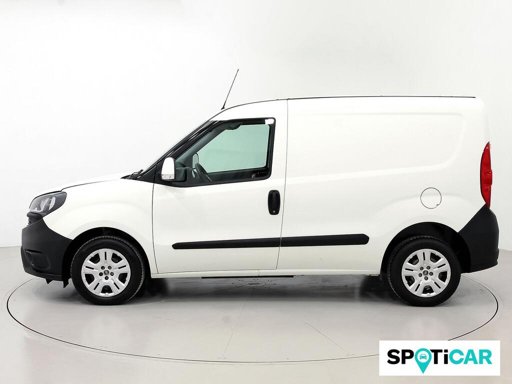 Fiat Doblò 1.3 MULTIJET 95 SX 4P 28