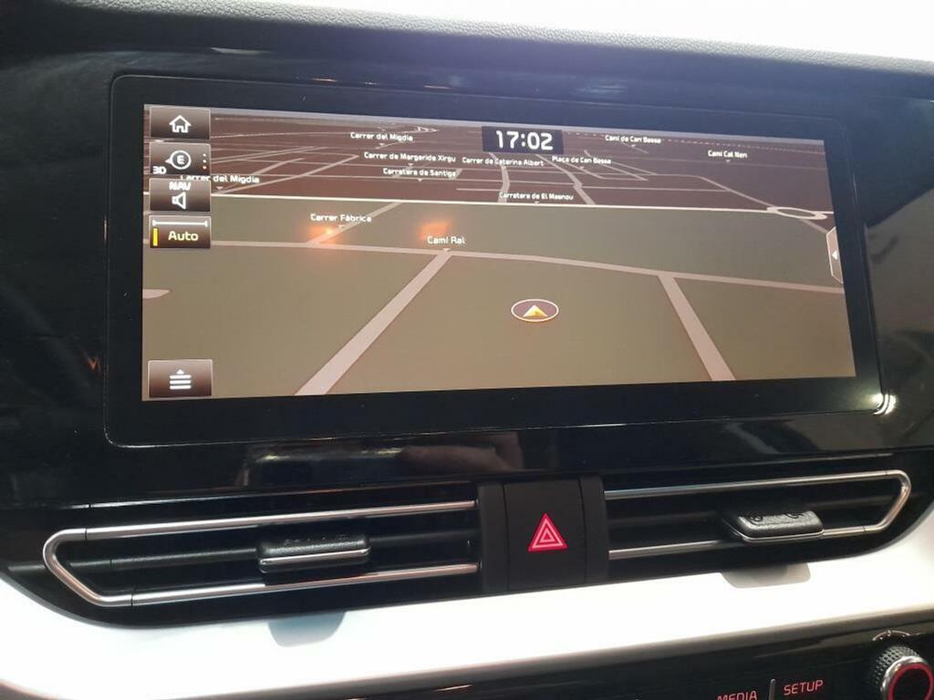 Kia Niro 1.6 GDi HEV 104kW (141CV) Drive 18