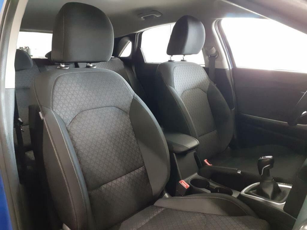 Kia Ceed 1.0 T-GDi 88kW (120CV) Drive 9