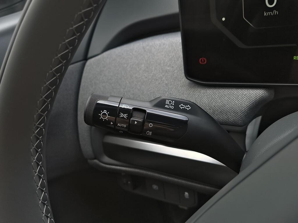 Kia EV3 Earth Long Range 14