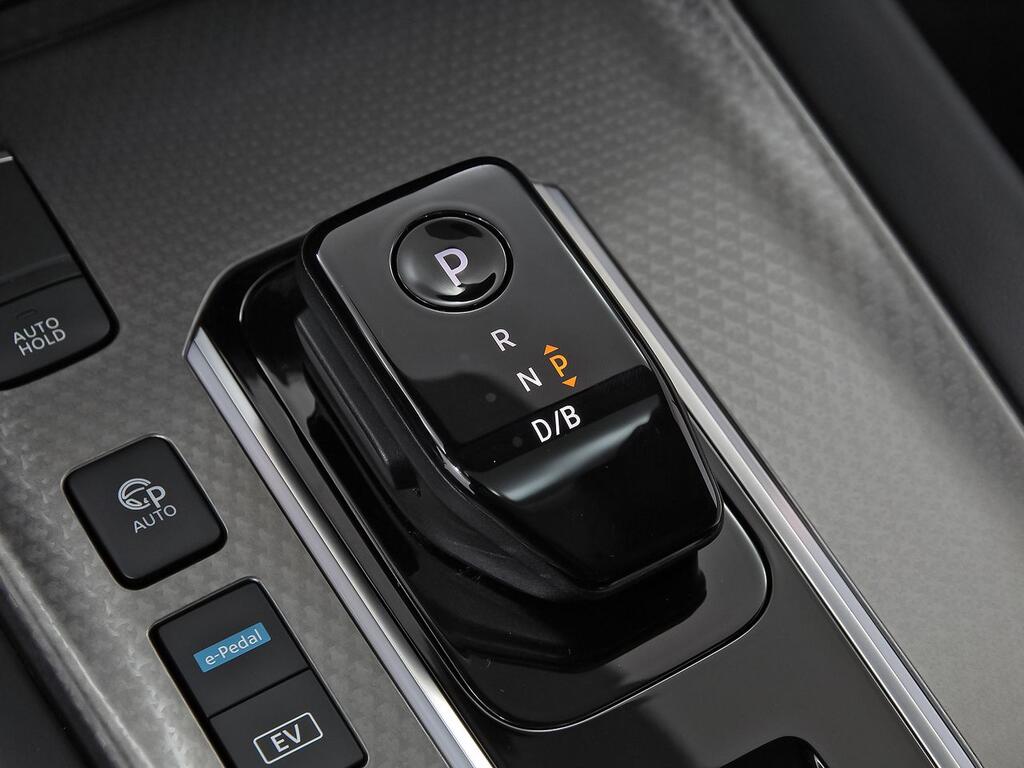 Nissan Qashqai E-POWER 140 KW (190 CV) N-Connecta 38