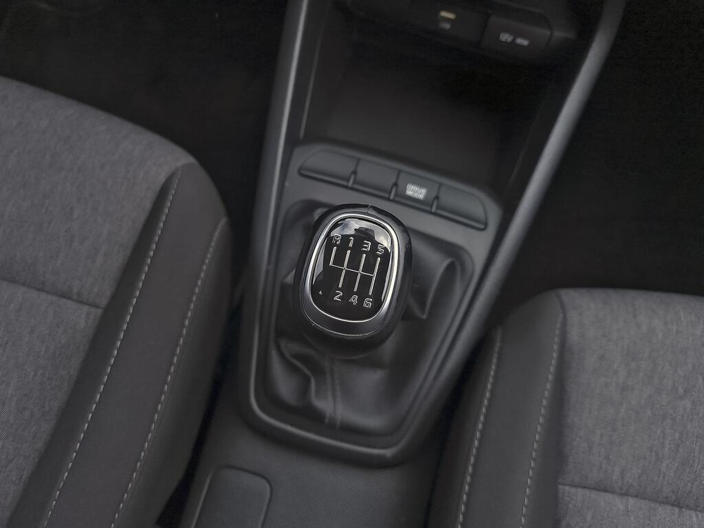 Kia Stonic 1.0 T-GDi 74kW (100CV) MHEV iMT Concept 23