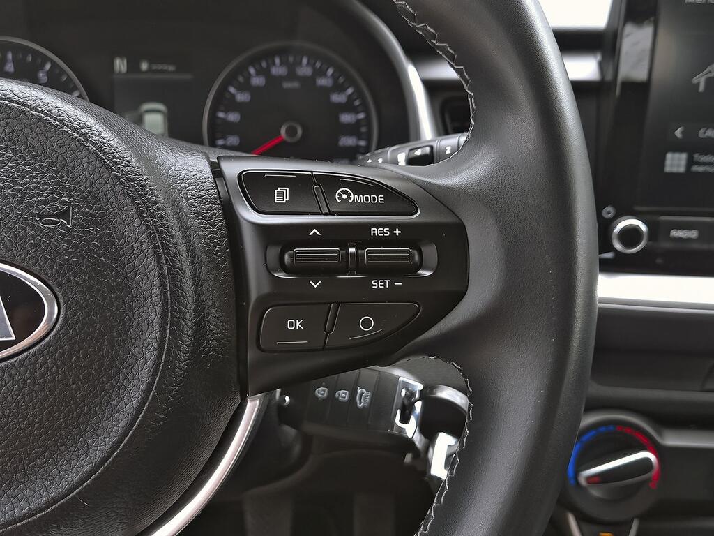 Kia Stonic 1.0 T-GDi 74kW (100CV) MHEV iMT Concept 17
