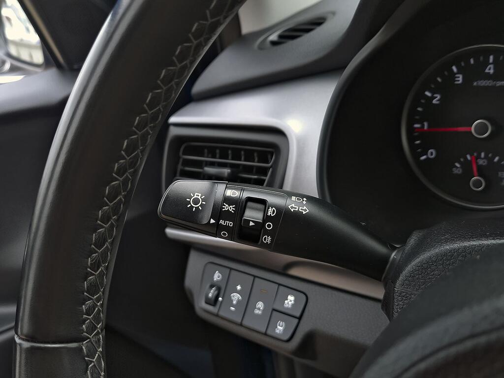 Kia Stonic 1.0 T-GDi 74kW (100CV) MHEV iMT Concept 14