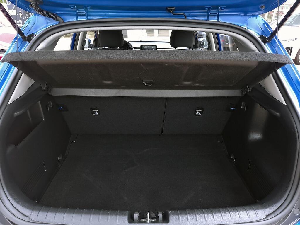 Kia Stonic 1.0 T-GDi 74kW (100CV) MHEV iMT Concept 9