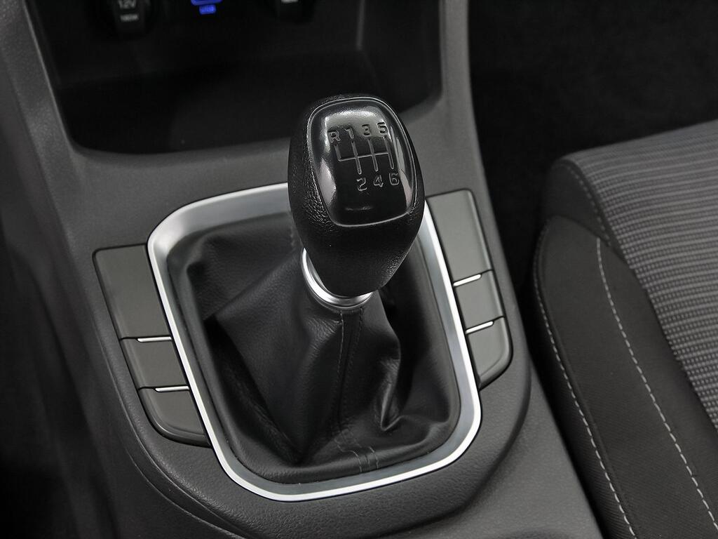 Hyundai i30 1.5 DPI Essence 25