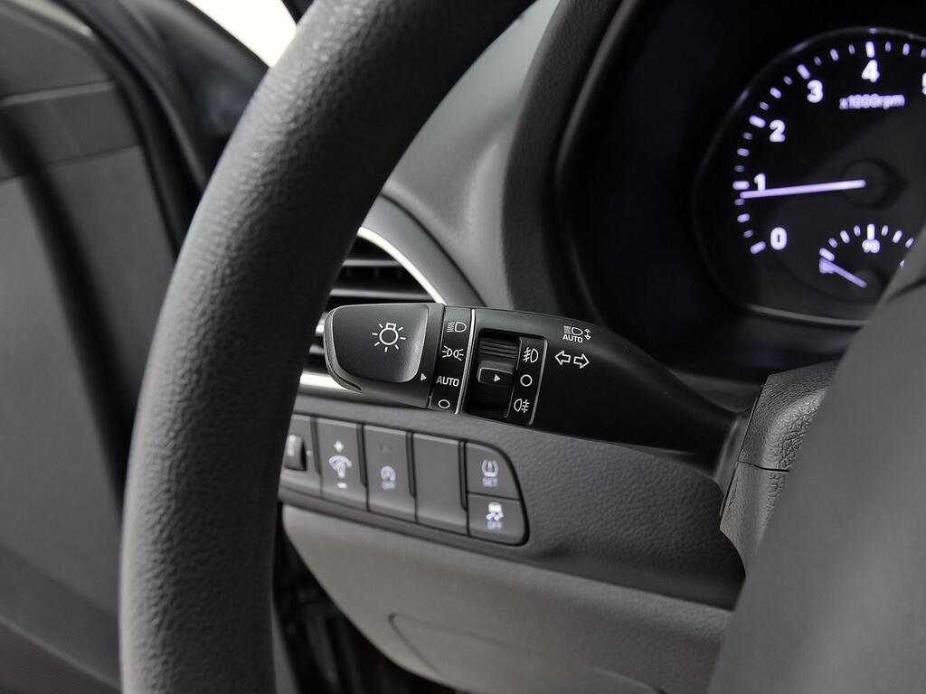 Hyundai i30 1.5 DPI Essence 16