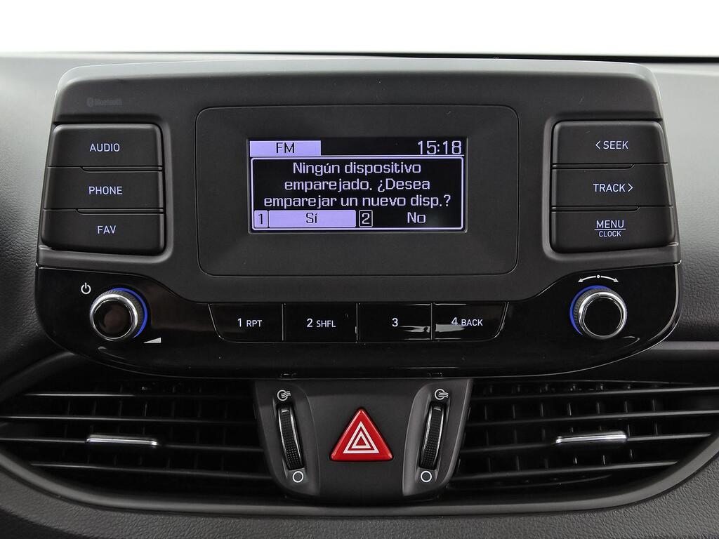 Hyundai i30 1.5 DPI Essence 22