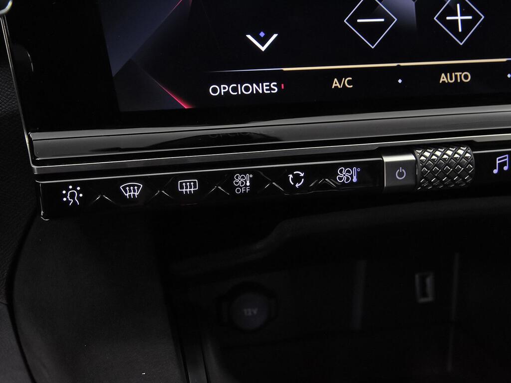 DS DS 7 BlueHDi DE 96kW (130CV) PERFORMANCE LINE 25
