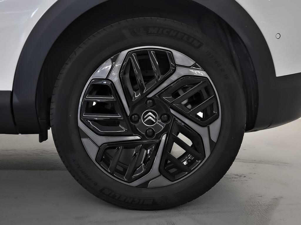 Citroën C4 PureTech 130 S&S 6v Shine 11