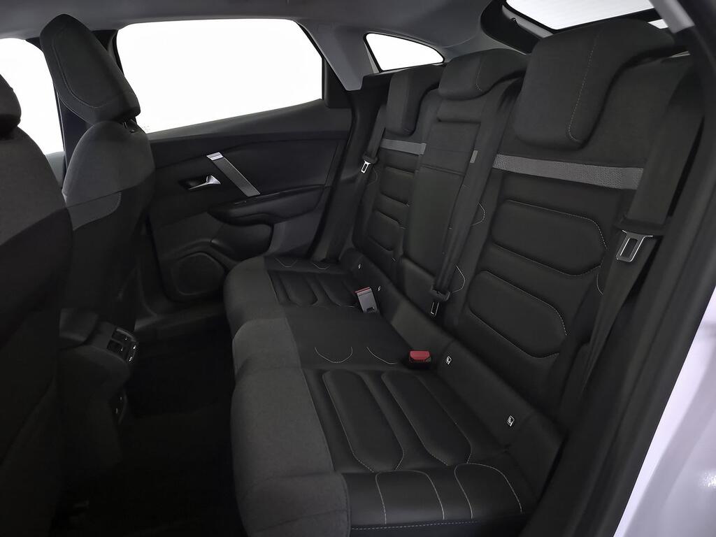 Citroën C4 PureTech 130 S&S 6v Shine 9