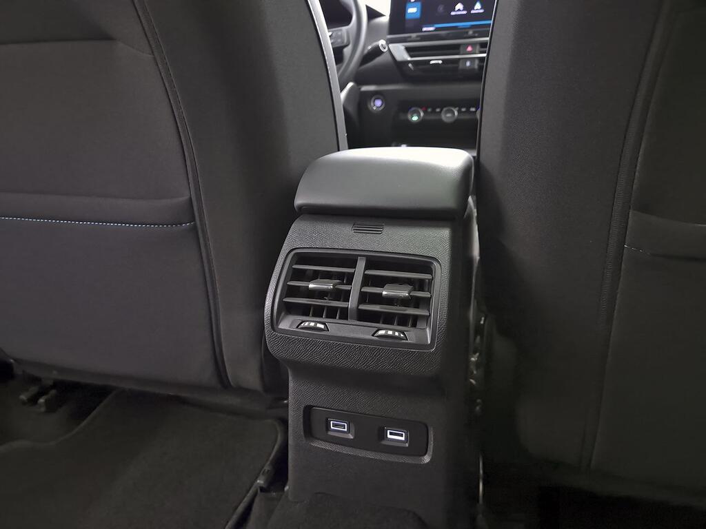 Citroën C4 PureTech 130 S&S 6v Shine 33