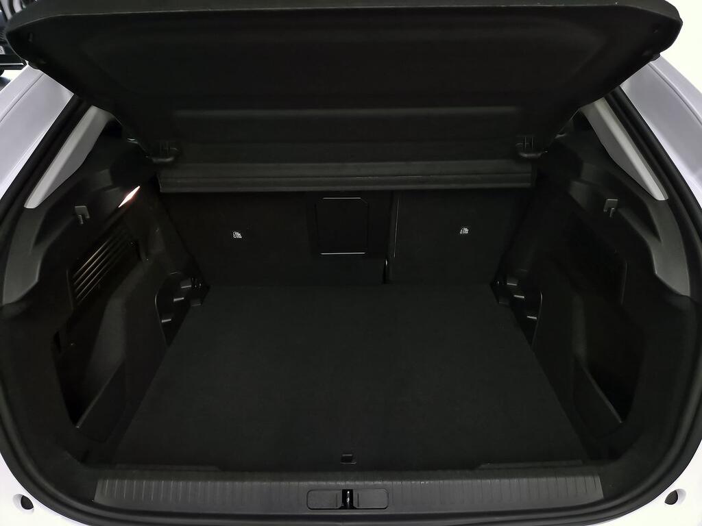 Citroën C4 PureTech 130 S&S 6v Shine 10