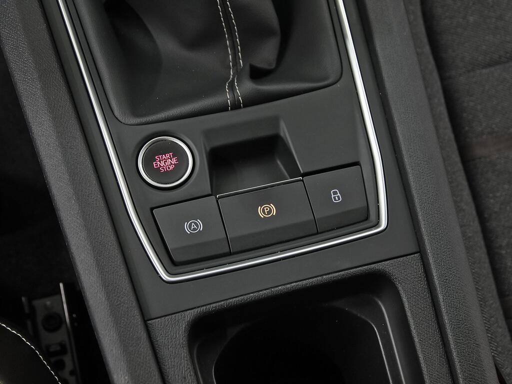 Seat Leon 1.5 TSI 110kW S&S Xcellence Launch P M 31