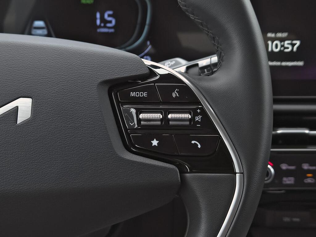 Kia Niro 1.6 GDi HEV 104kW (141CV) Drive 17