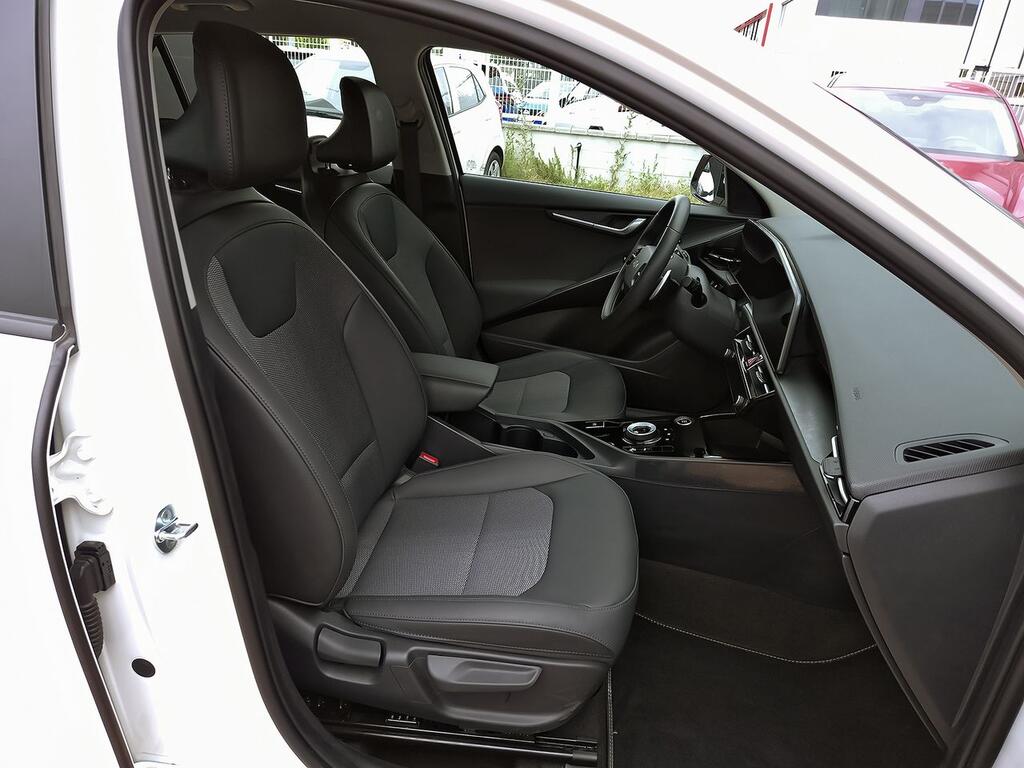 Kia Niro 1.6 GDi HEV 104kW (141CV) Drive 7