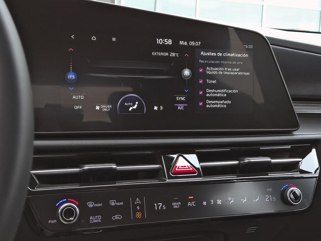 Kia Niro 1.6 GDi HEV 104kW (141CV) Drive 22