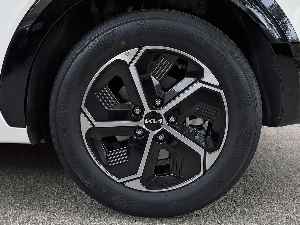 Kia Niro 1.6 GDi HEV 104kW (141CV) Drive 10