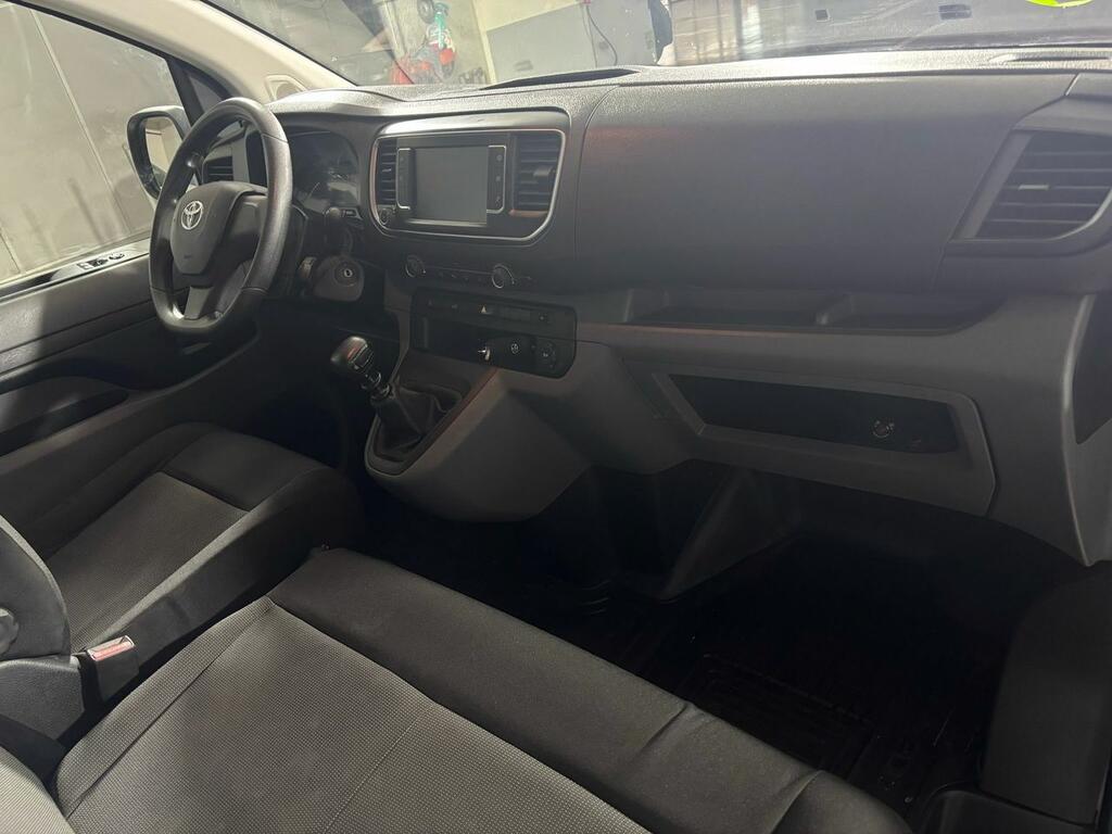 Toyota Proace FURGON 1.5D 100 MWB GX PLUS 4P 13