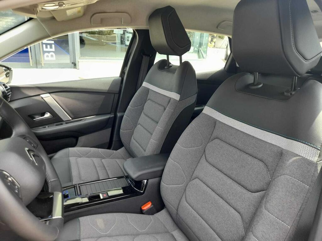 Citroën C4 PureTech 130 S&S EAT8 Plus 11