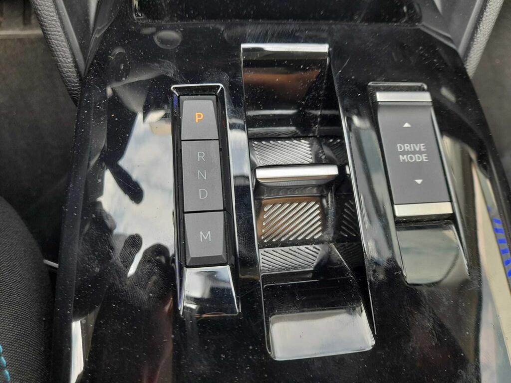 Citroën C4 PureTech 130 S&S EAT8 Plus 14