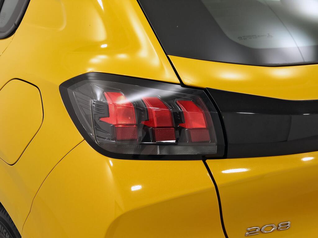 Peugeot 208 PureTech 73kW (100CV) Active Pack 31